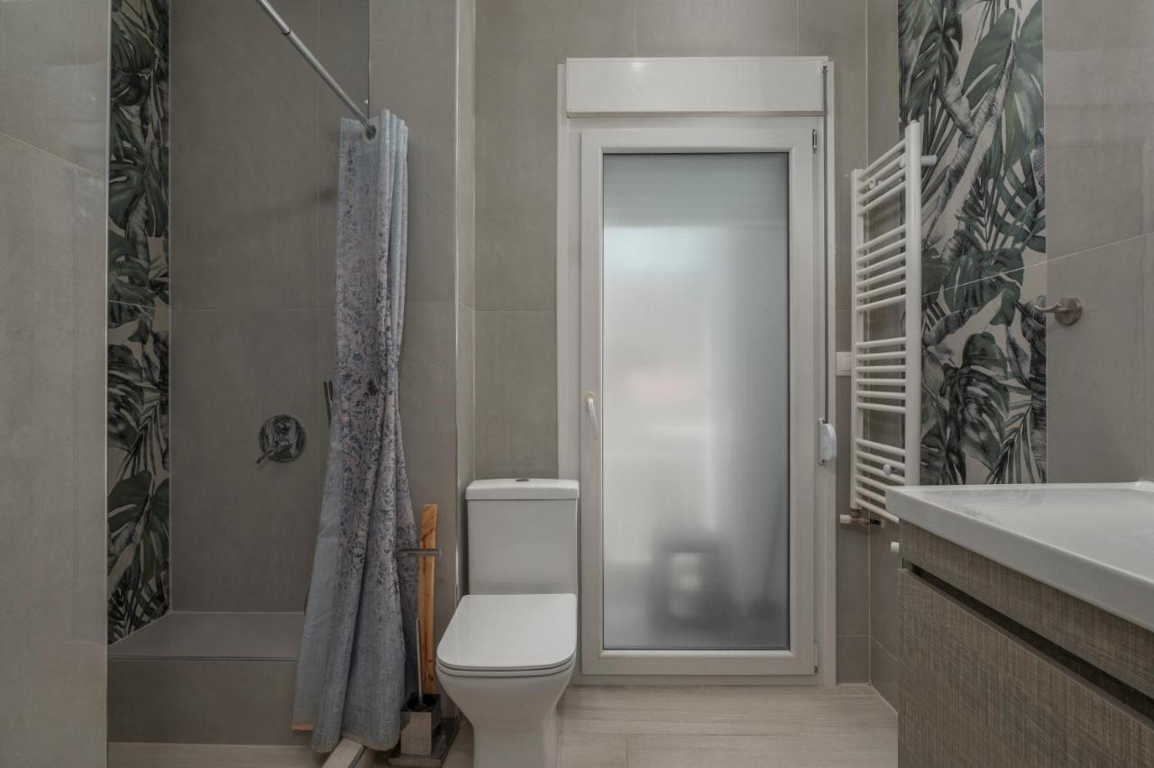 Kosmos Service Apartment City Center 3 With Additional Cost Parking Szaloniki Kültér fotó