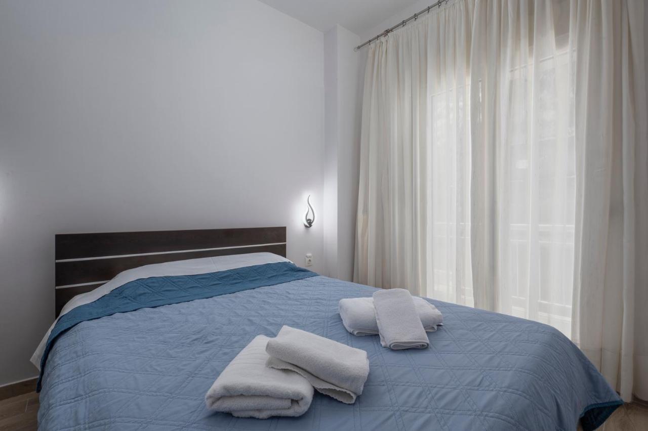 Kosmos Service Apartment City Center 3 With Additional Cost Parking Szaloniki Kültér fotó